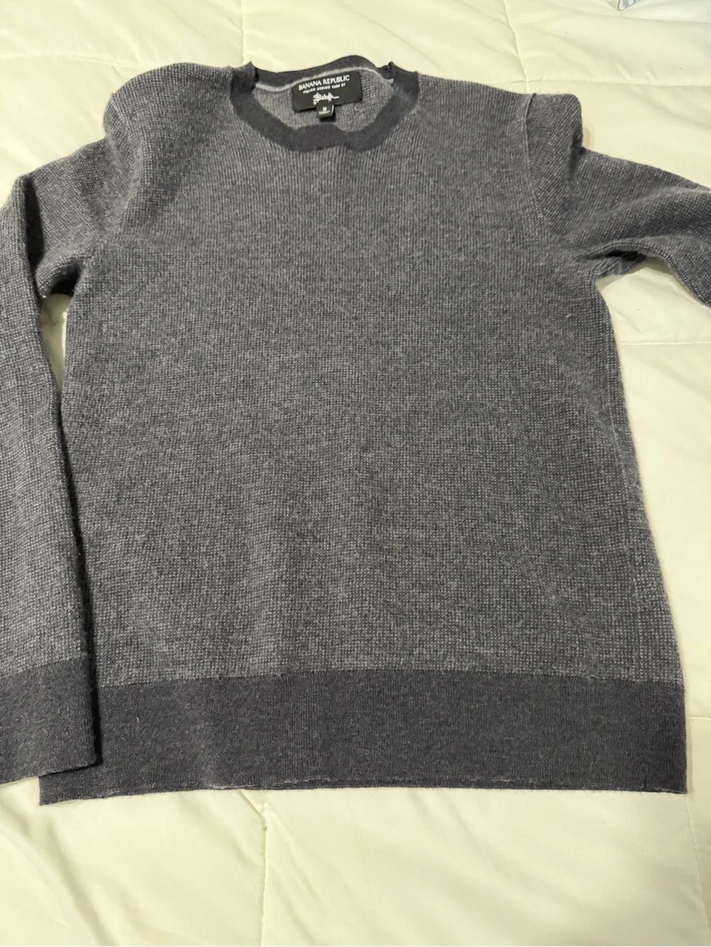 Banana Republic classic crewneck